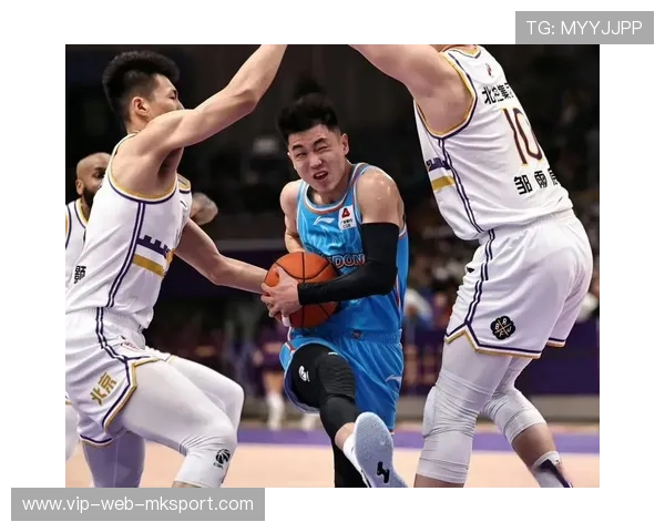 山东高速男篮三分如雨，外线火力全开力压群雄