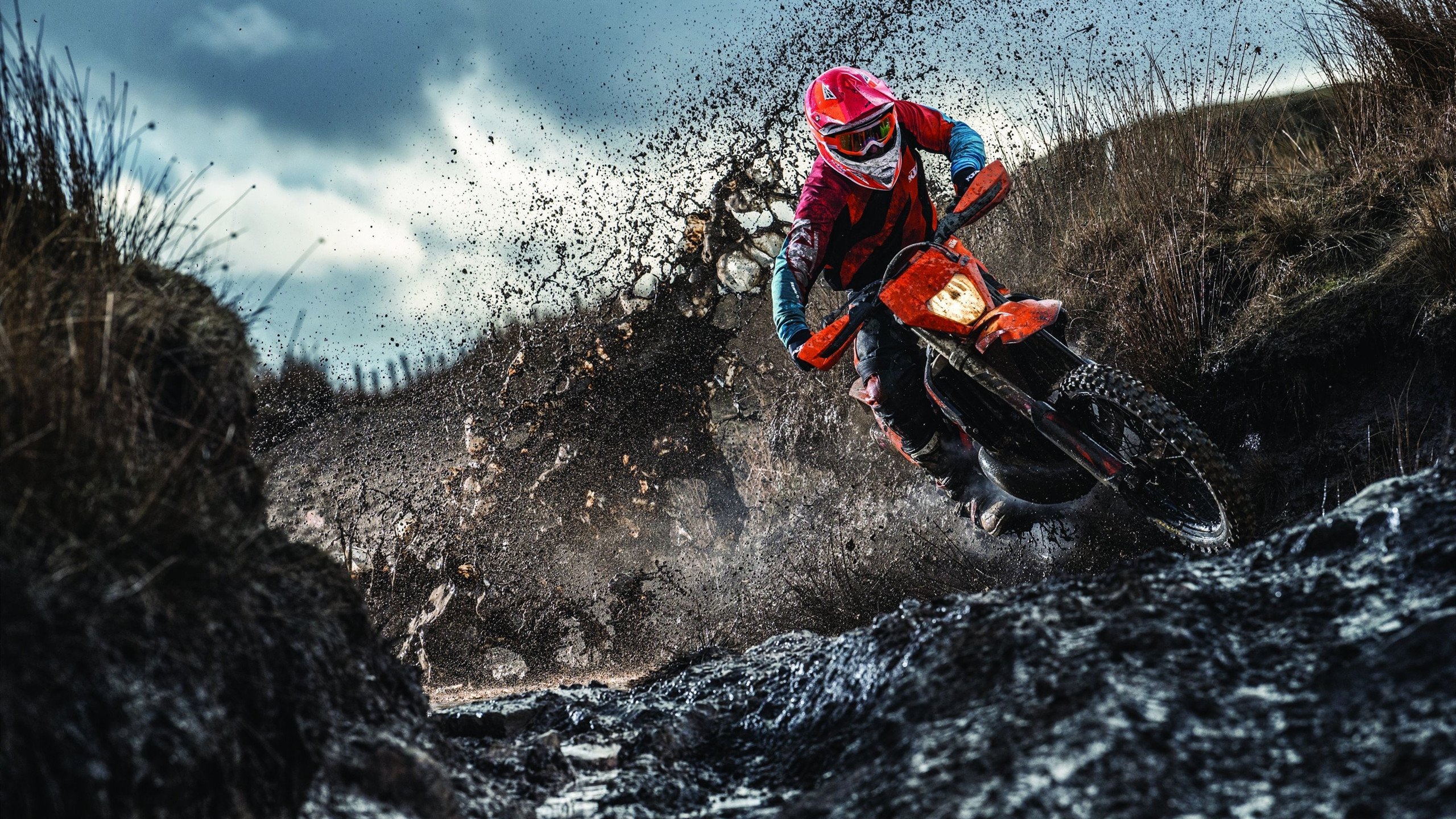 都灵边路突击制造连续传中机会,都灵战役